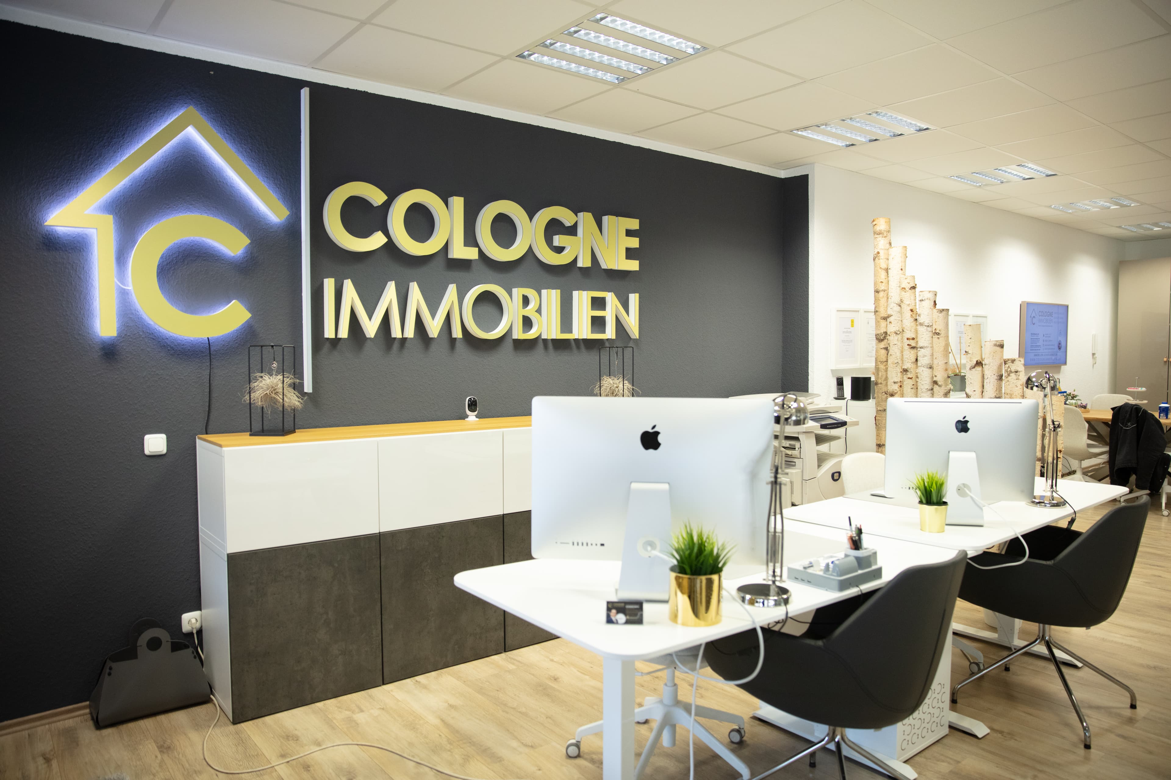 Kontaktieren Sie uns