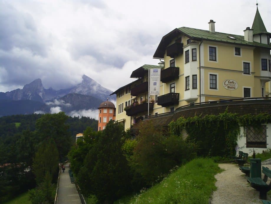 Kontaktieren Sie uns